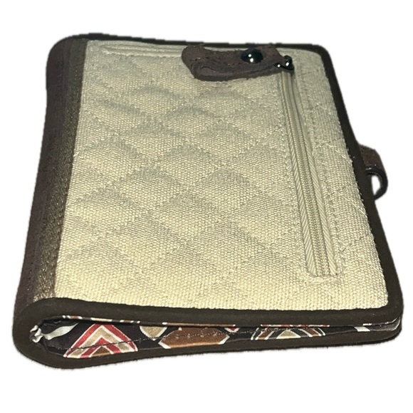 Vera Bradley Colorful Quilted Patterned Cream & Brown Wallet - Picture 3 of 11